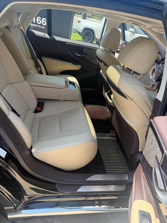 2018 Lexus LS 5th Gen - Image 6 of 9