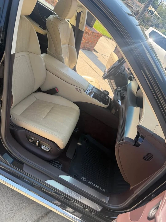 2018 Lexus LS 5th Gen - Image 5 of 9