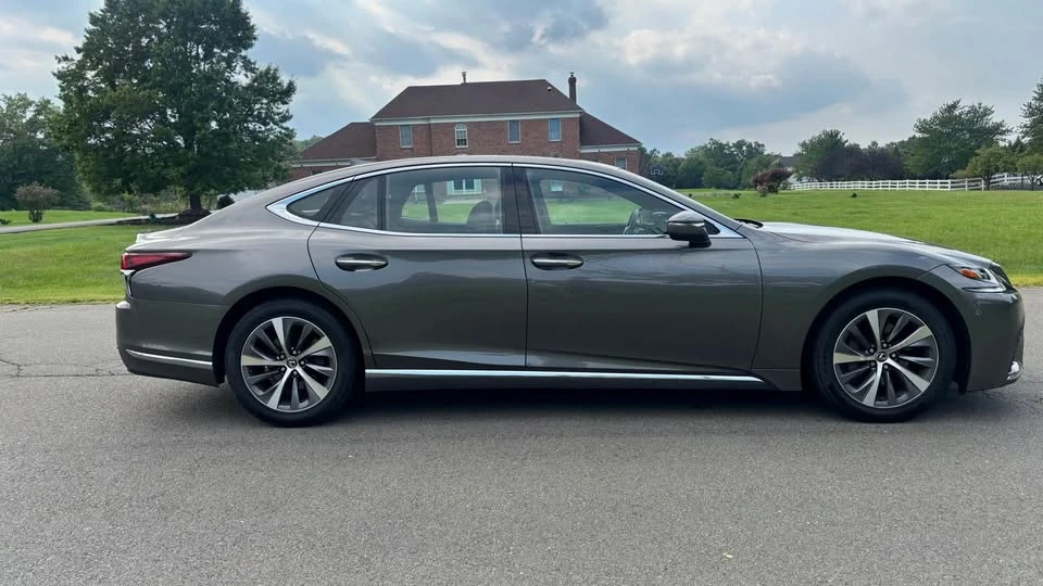 2018 Lexus LS 5th Gen - Image 4 of 13