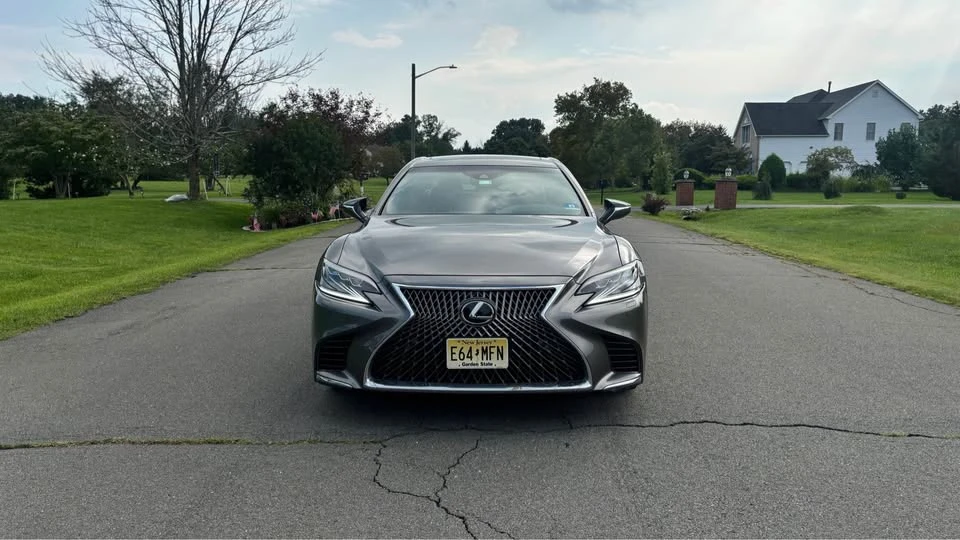 2018 Lexus LS 5th Gen - Image 3 of 13