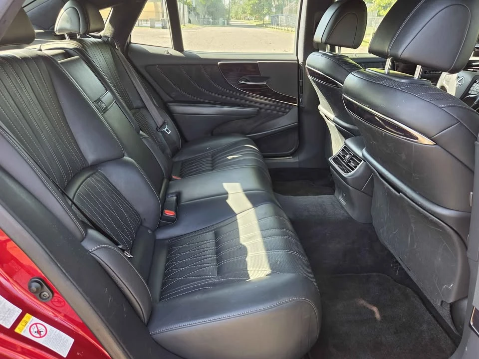 2018 Lexus LS 5th Gen - Image 6 of 10