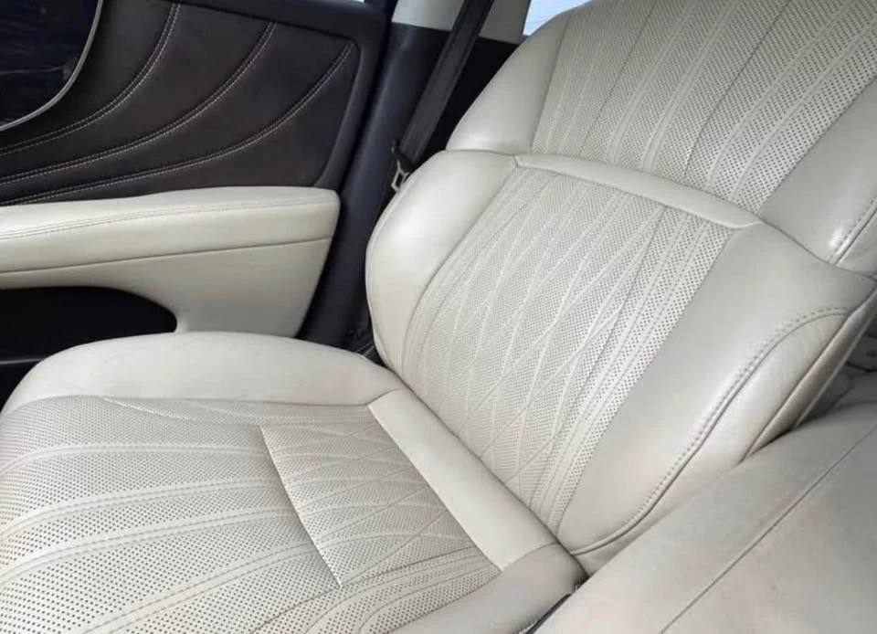 2018 Lexus LS 5th Gen - Image 10 of 12