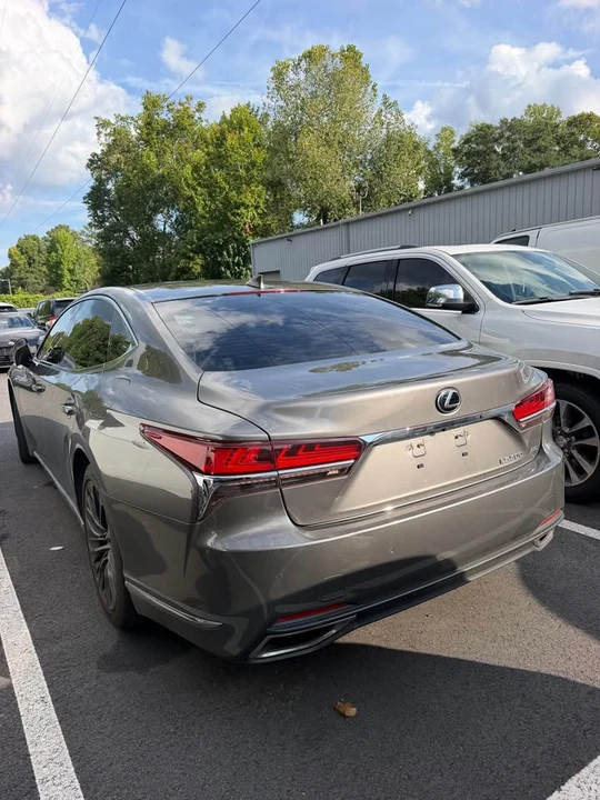 2018 Lexus LS 5th Gen - Image 4 of 7
