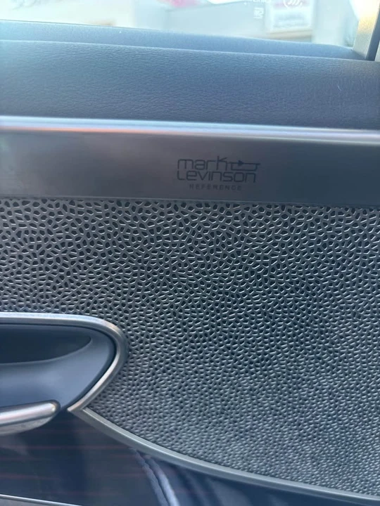 2018 Lexus LS 5th Gen - Image 8 of 13