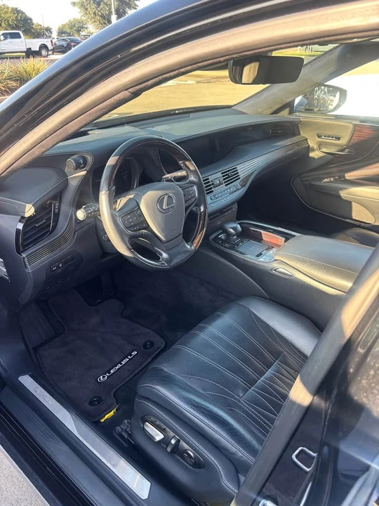 2018 Lexus LS 5th Gen - Image 2 of 13