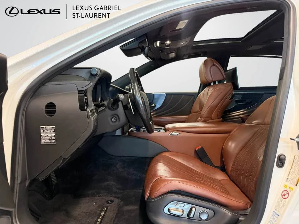 2018 Lexus LS 5th Gen - Image 15 of 17