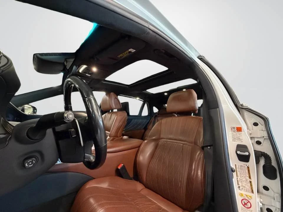 2018 Lexus LS 5th Gen - Image 14 of 17