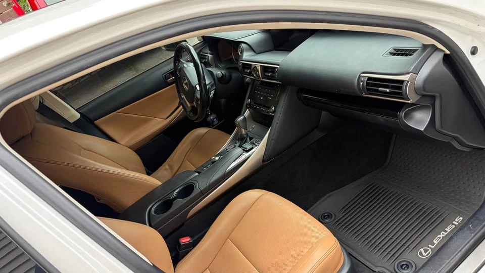 2018 Lexus LS 5th Gen - Image 8 of 8