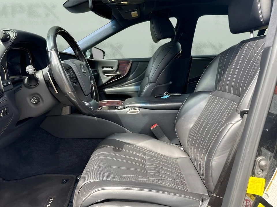 2018 Lexus LS 5th Gen - Image 9 of 31