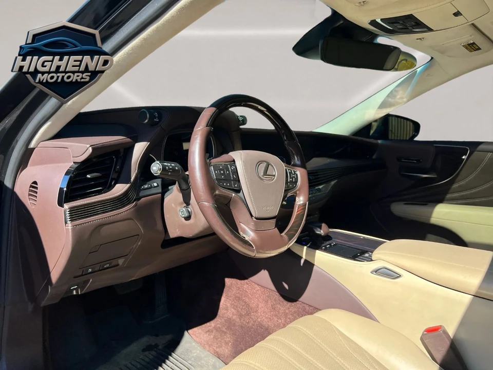 2018 Lexus LS 5th Gen - Image 15 of 21