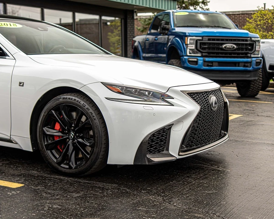 2018 Lexus LS 5th Gen - Image 3 of 12