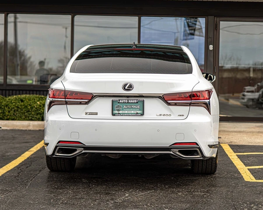 2018 Lexus LS 5th Gen - Image 12 of 12