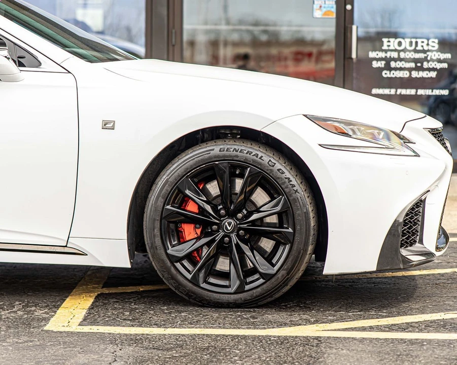 2018 Lexus LS 5th Gen - Image 10 of 12