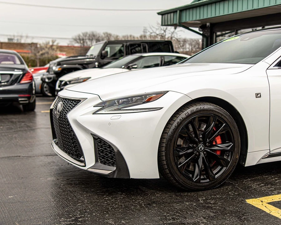 2018 Lexus LS 5th Gen - Image 4 of 12