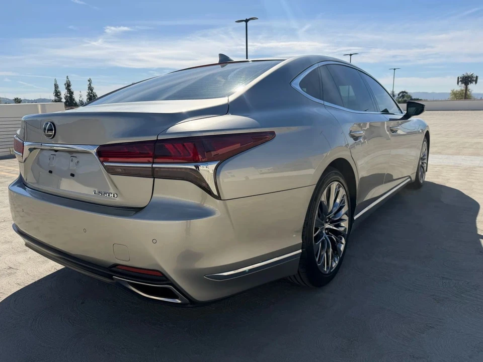 2018 Lexus LS 5th Gen - Image 5 of 20