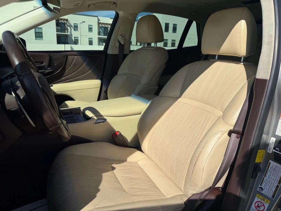 2018 Lexus LS 5th Gen - Image 9 of 20