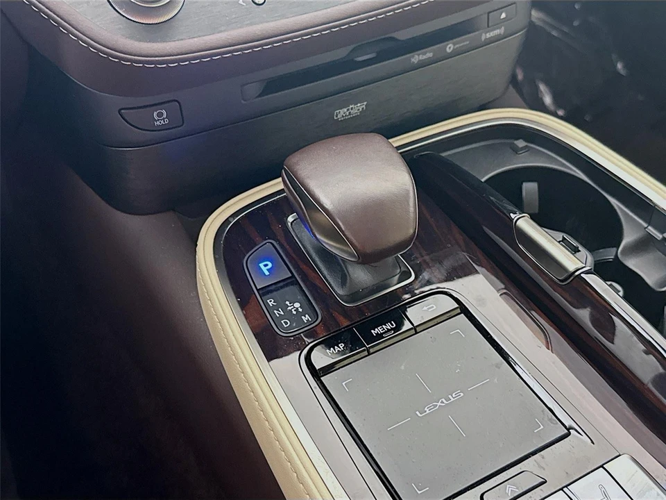 2018 Lexus LS 5th Gen - Image 15 of 31