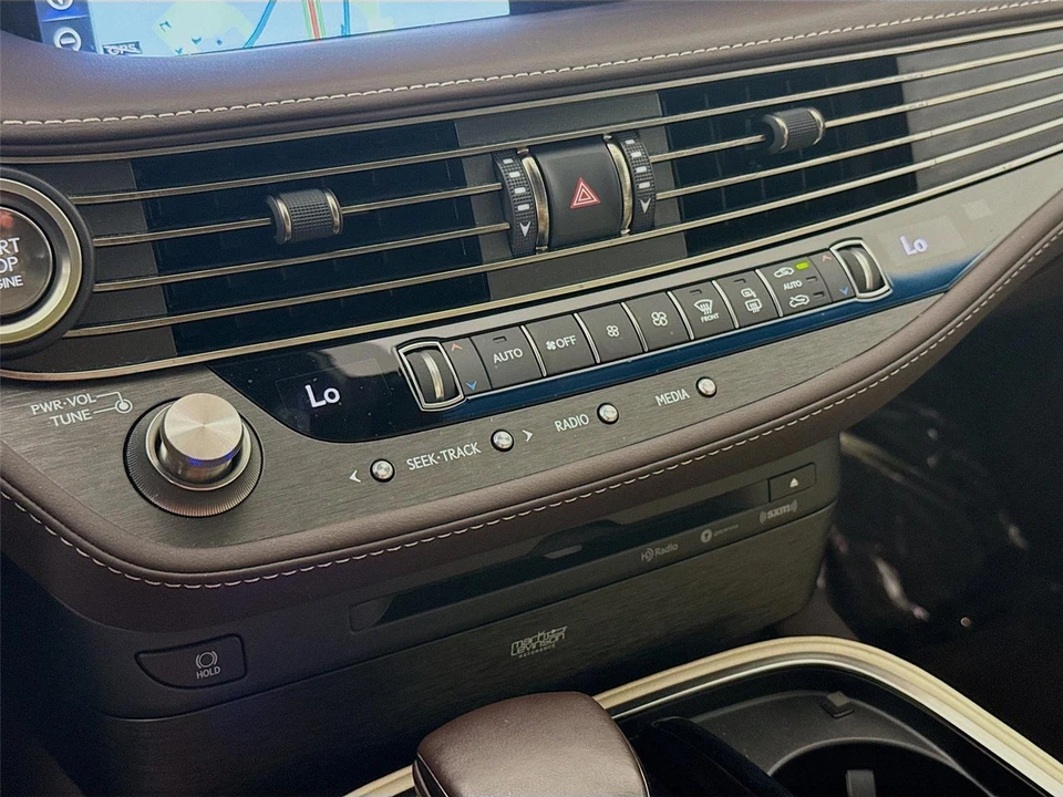 2018 Lexus LS 5th Gen - Image 14 of 31