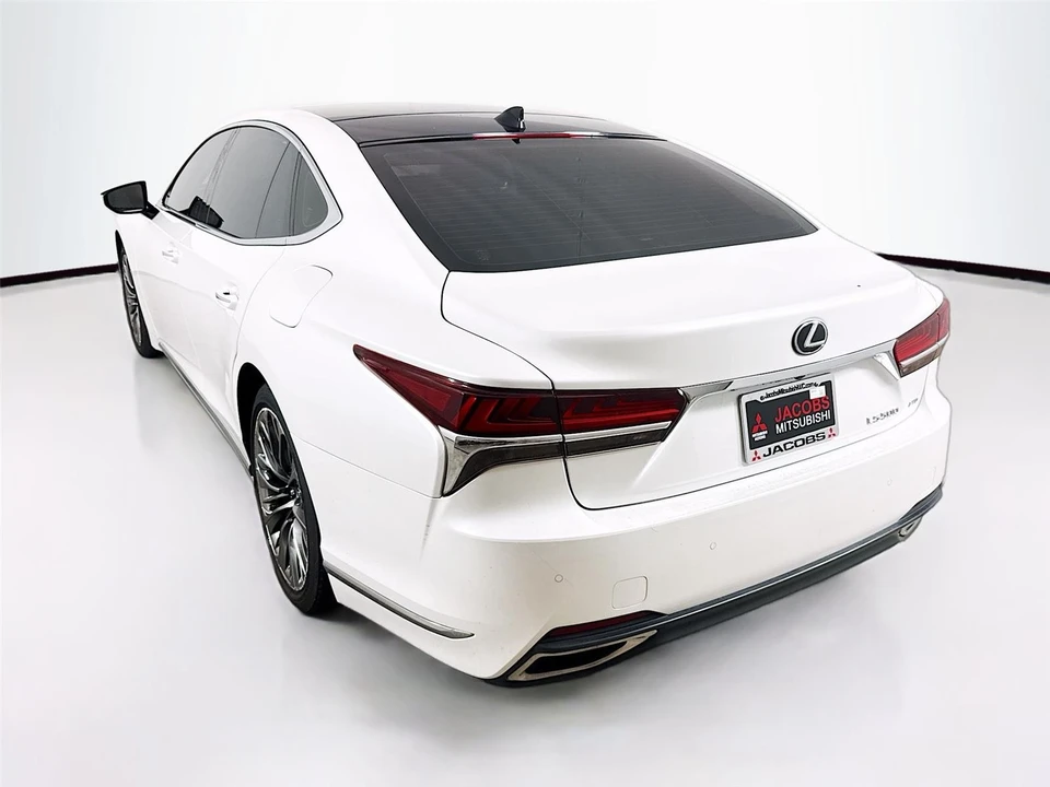 2018 Lexus LS 5th Gen - Image 12 of 19