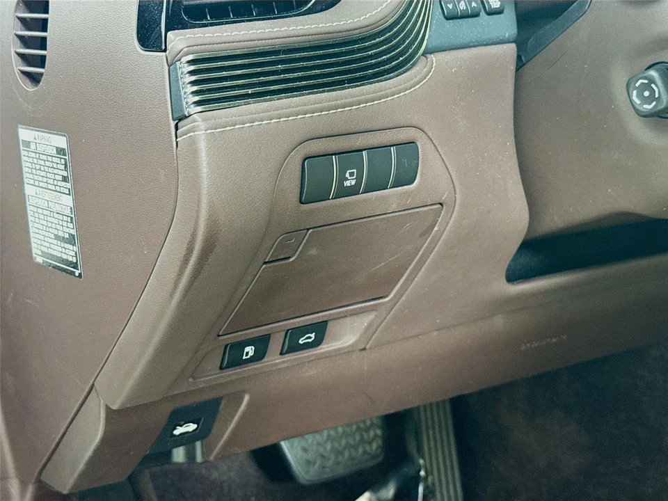 2018 Lexus LS 5th Gen - Image 7 of 31
