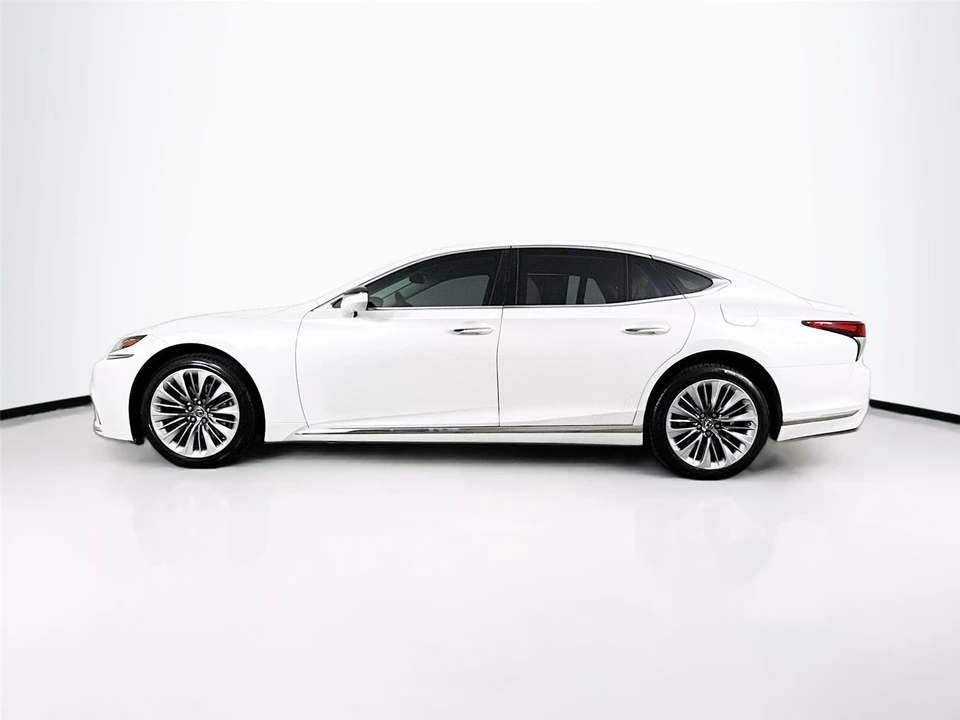 2018 Lexus LS 5th Gen - Image 30 of 31