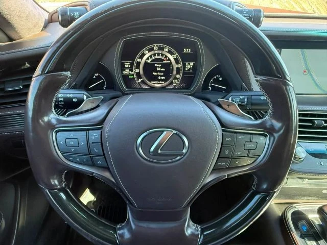 2018 Lexus LS 5th Gen - Image 16 of 20