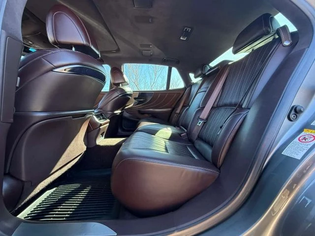 2018 Lexus LS 5th Gen - Image 15 of 20