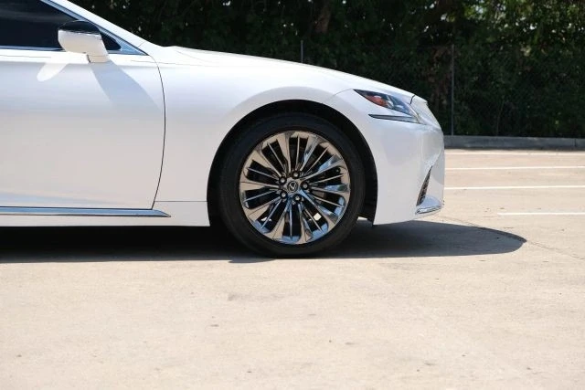 2018 Lexus LS 5th Gen - Image 13 of 21