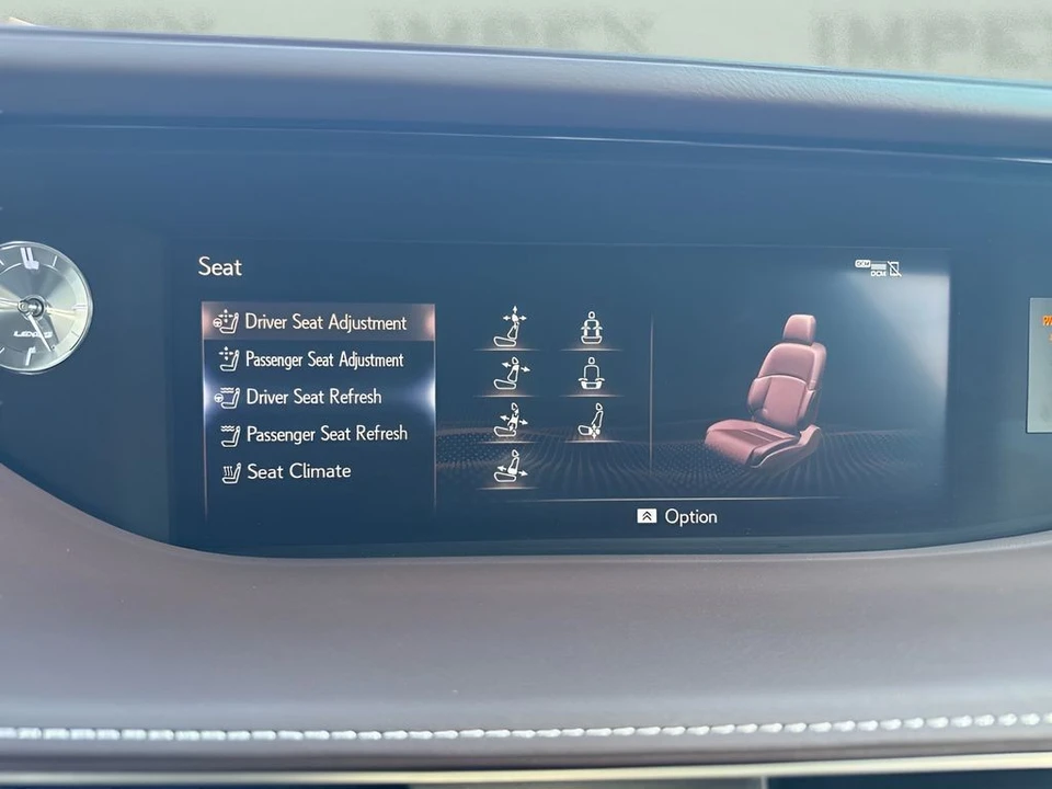 2018 Lexus LS 5th Gen - Image 23 of 31