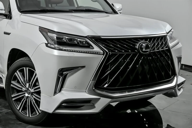 2018 Lexus LX 4th Gen - Image 2 of 21