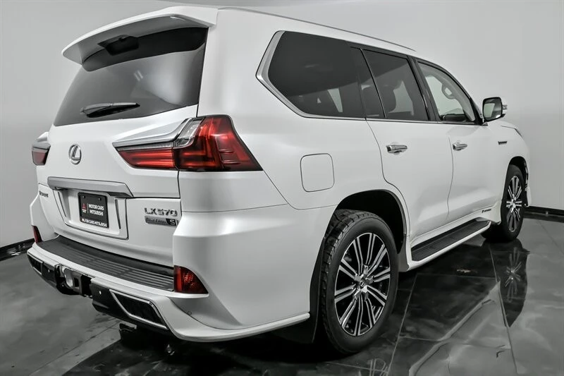 2018 Lexus LX 4th Gen - Image 10 of 21