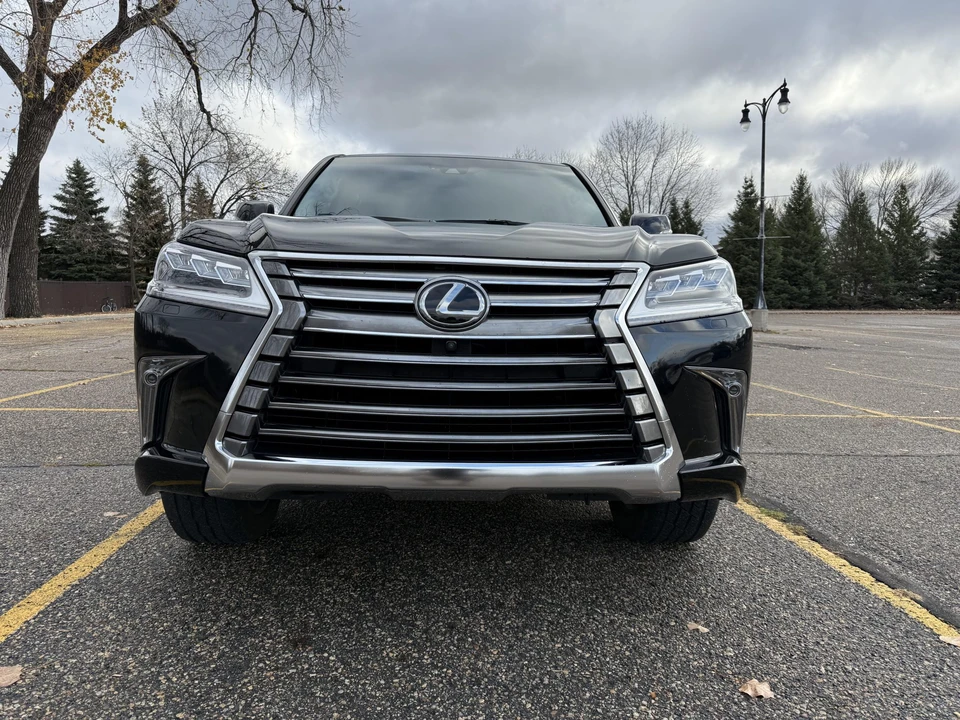 2018 Lexus LX 3rd Gen - Image 14 of 31