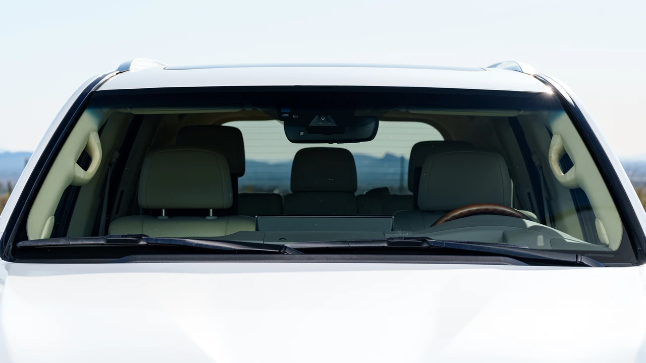 2018 Lexus LX 3rd Gen - Image 16 of 31