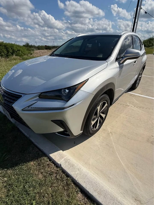 2018 Lexus - Image 4 of 20