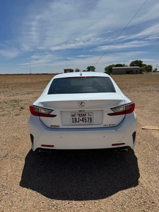 2018 Lexus RC - Image 3 of 8