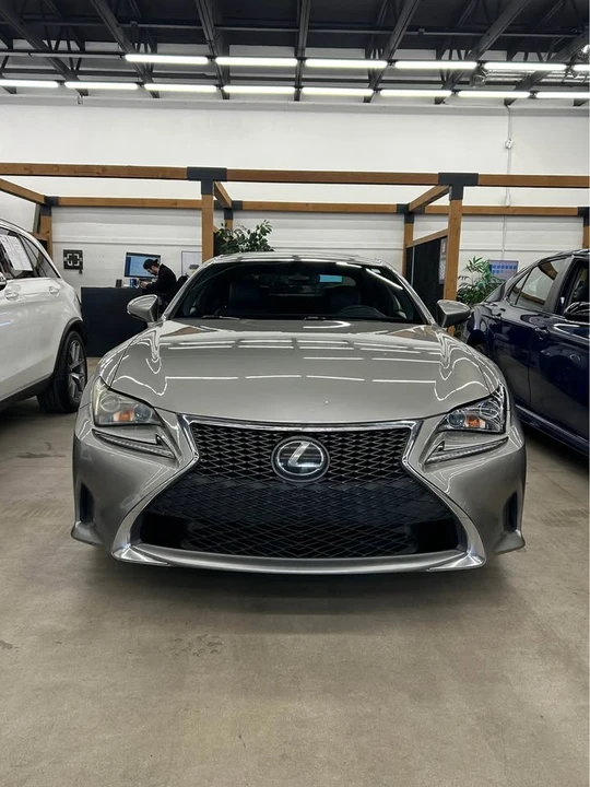 2018 Lexus RC - Image 2 of 7