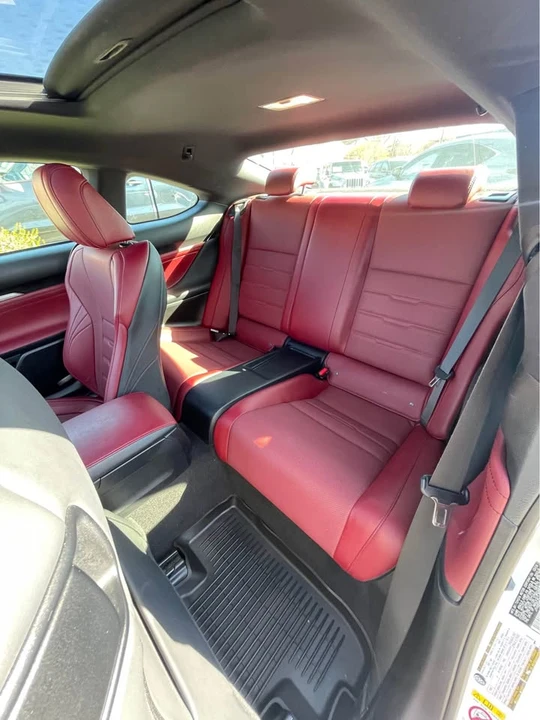2018 Lexus RC - Image 16 of 19