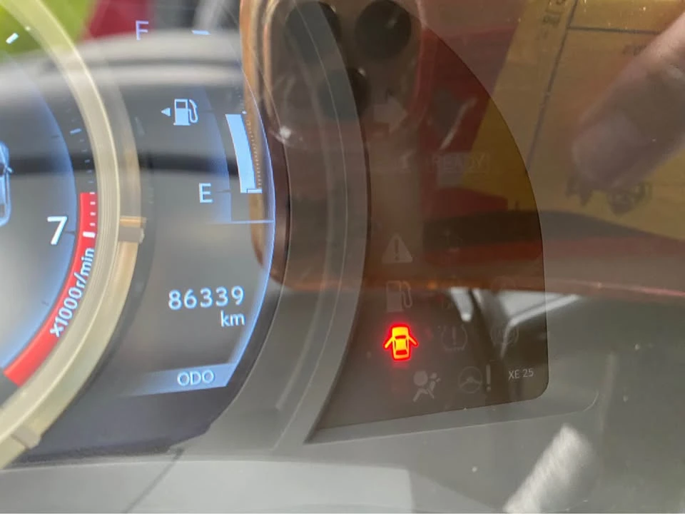 2018 Lexus RC - Image 14 of 16