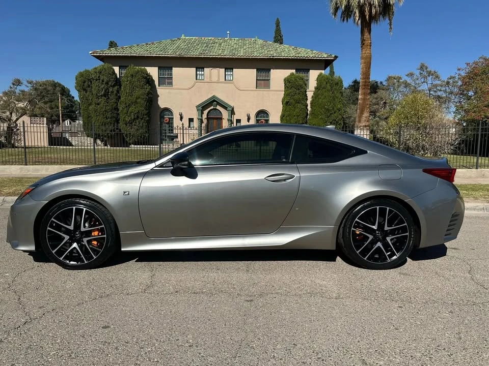 2018 Lexus RC - Image 2 of 20