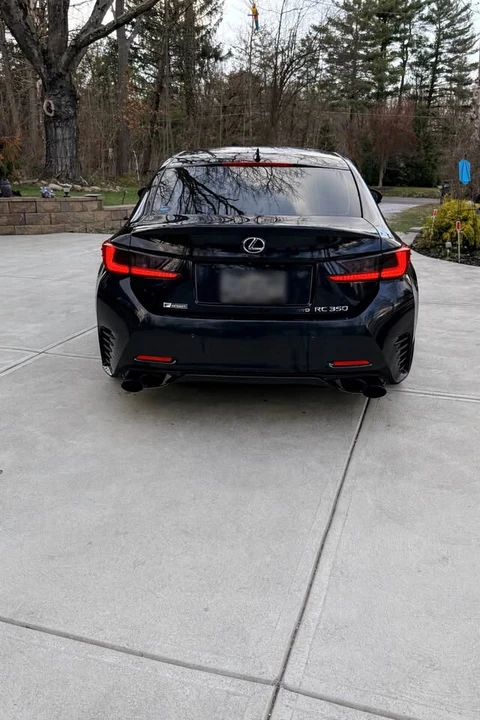 2018 Lexus RC - Image 8 of 12