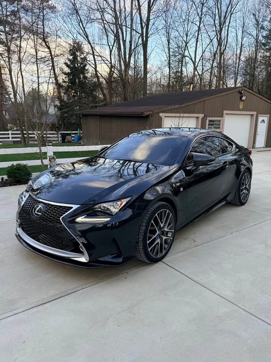 2018 Lexus RC - Image 5 of 12