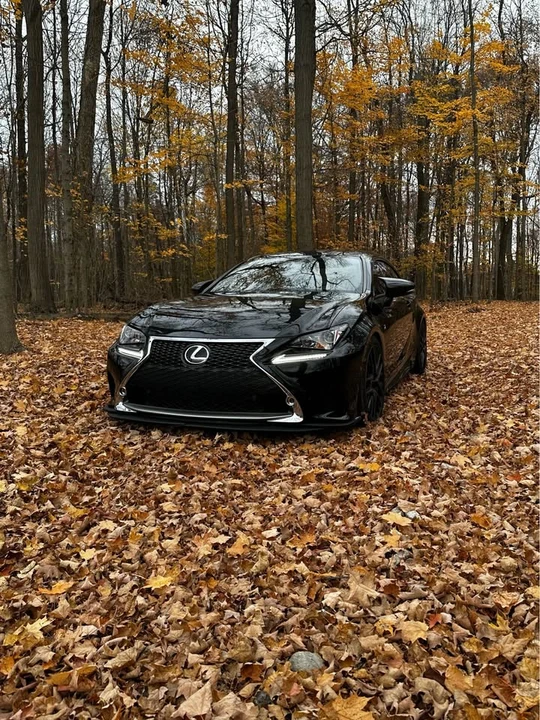 2018 Lexus RC - Image 2 of 12