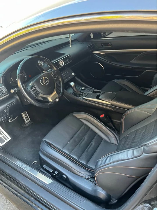 2018 Lexus RC - Image 7 of 9