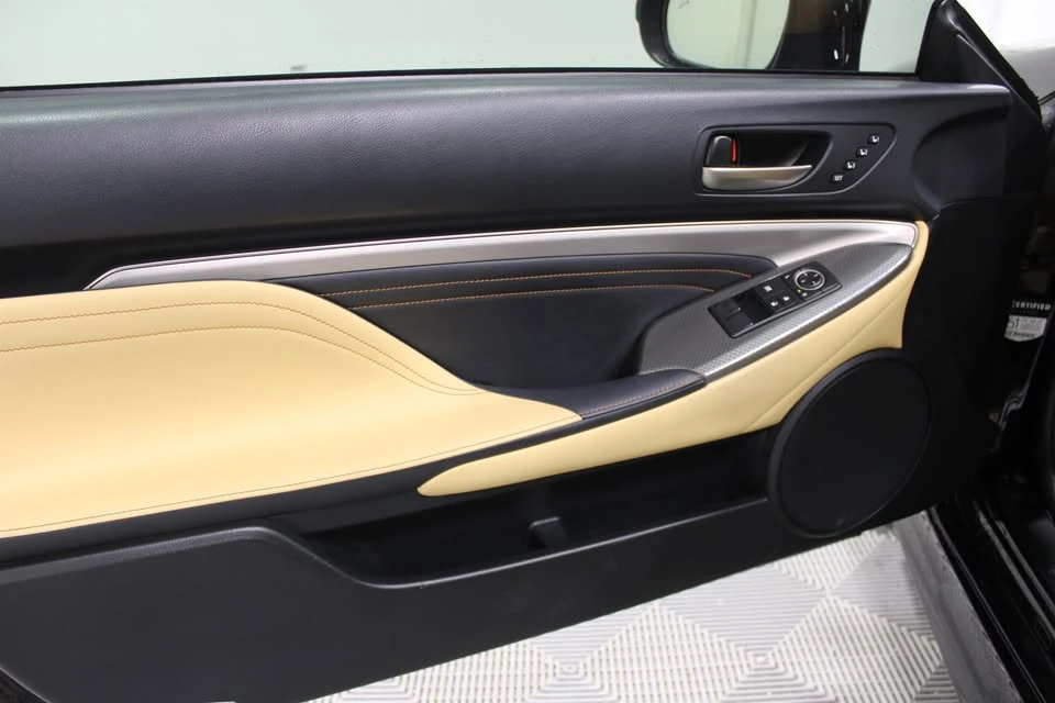 2018 Lexus RC - Image 6 of 9