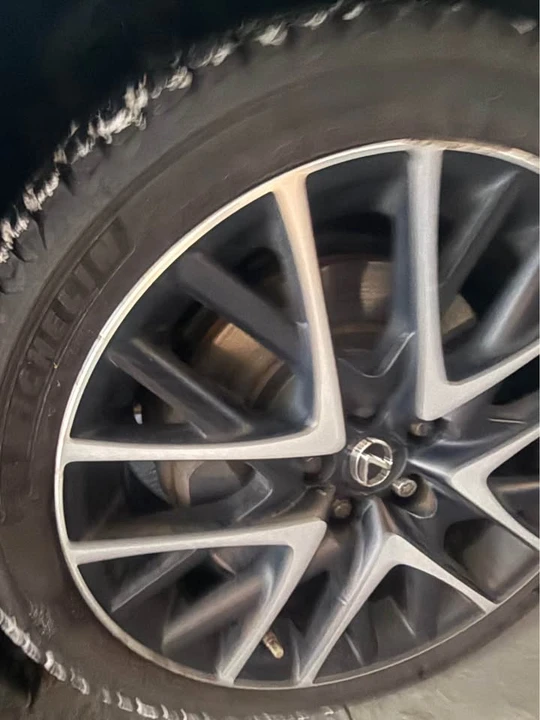 2018 Lexus RC - Image 10 of 12