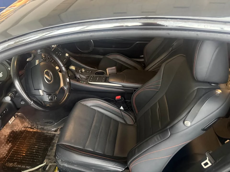 2018 Lexus RC - Image 9 of 12