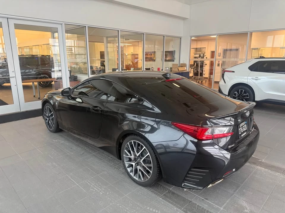 2018 Lexus RC - Image 5 of 12
