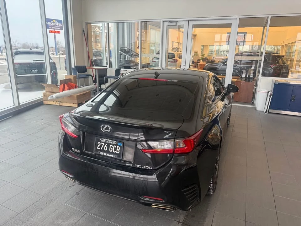 2018 Lexus RC - Image 3 of 12