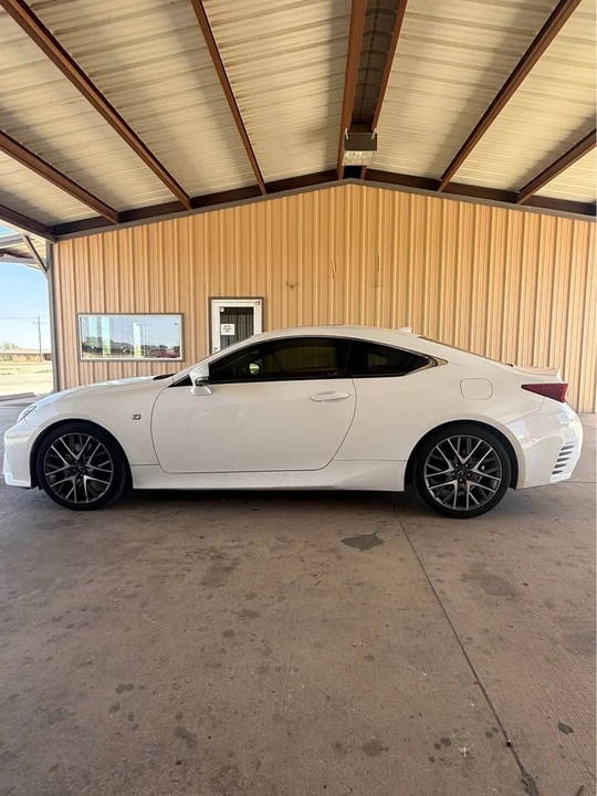2018 Lexus RC - Image 6 of 11