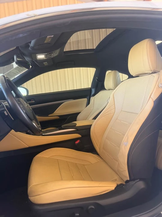 2018 Lexus RC - Image 7 of 11